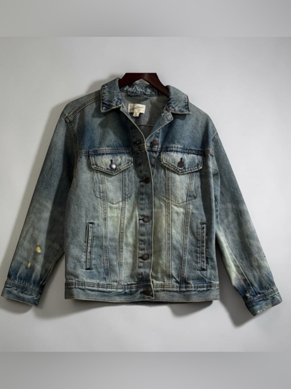Universal Thread Denim Jacket XS NWT Distressed Light Wash Classic Fit